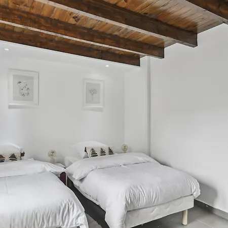 Chic Spacious Over-equipped Triplex *