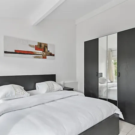 Chic Spacious Over-equipped Triplex Appartement *