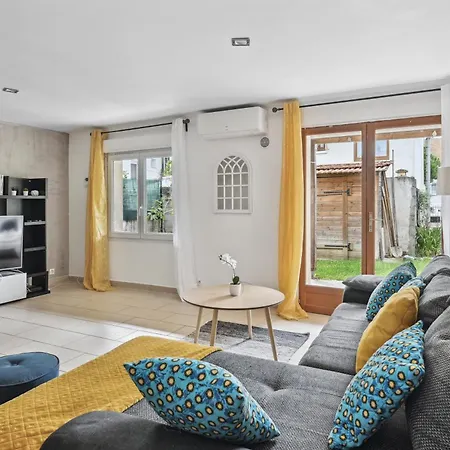 Chic Spacious Over-equipped Triplex Appartement *